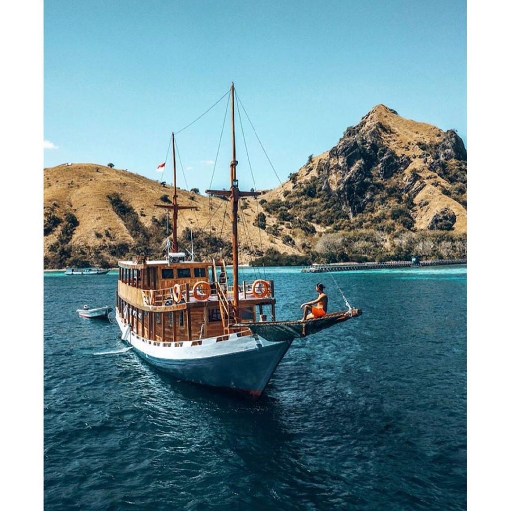 Challenges to Face in Komodo Sailing Trip