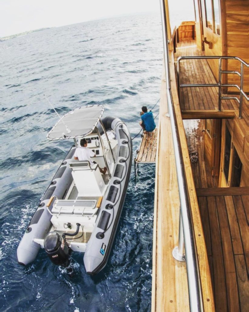 Why Every Yacht Needs an Inflatable Boat: A Comprehensive Guide
